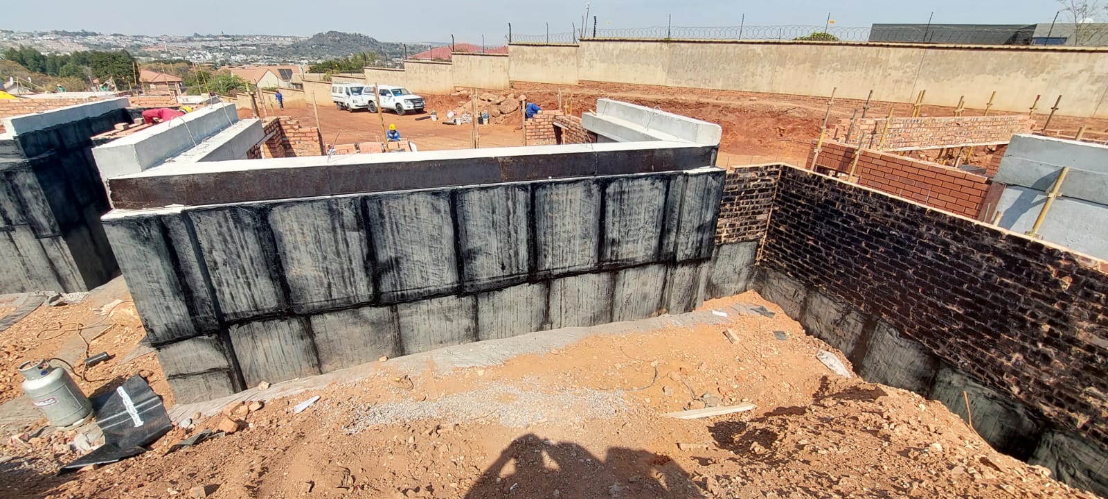 Logiline Waterproofing team at work